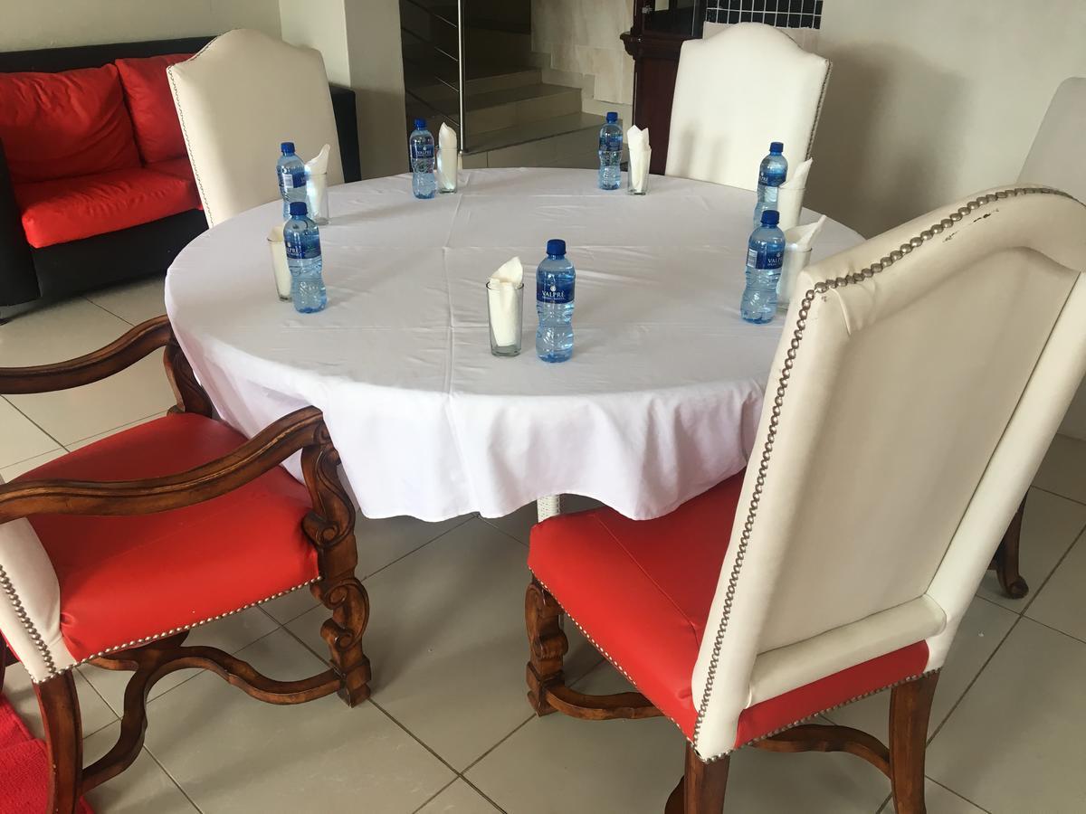 Tshedza Guest House Претория Екстериор снимка
